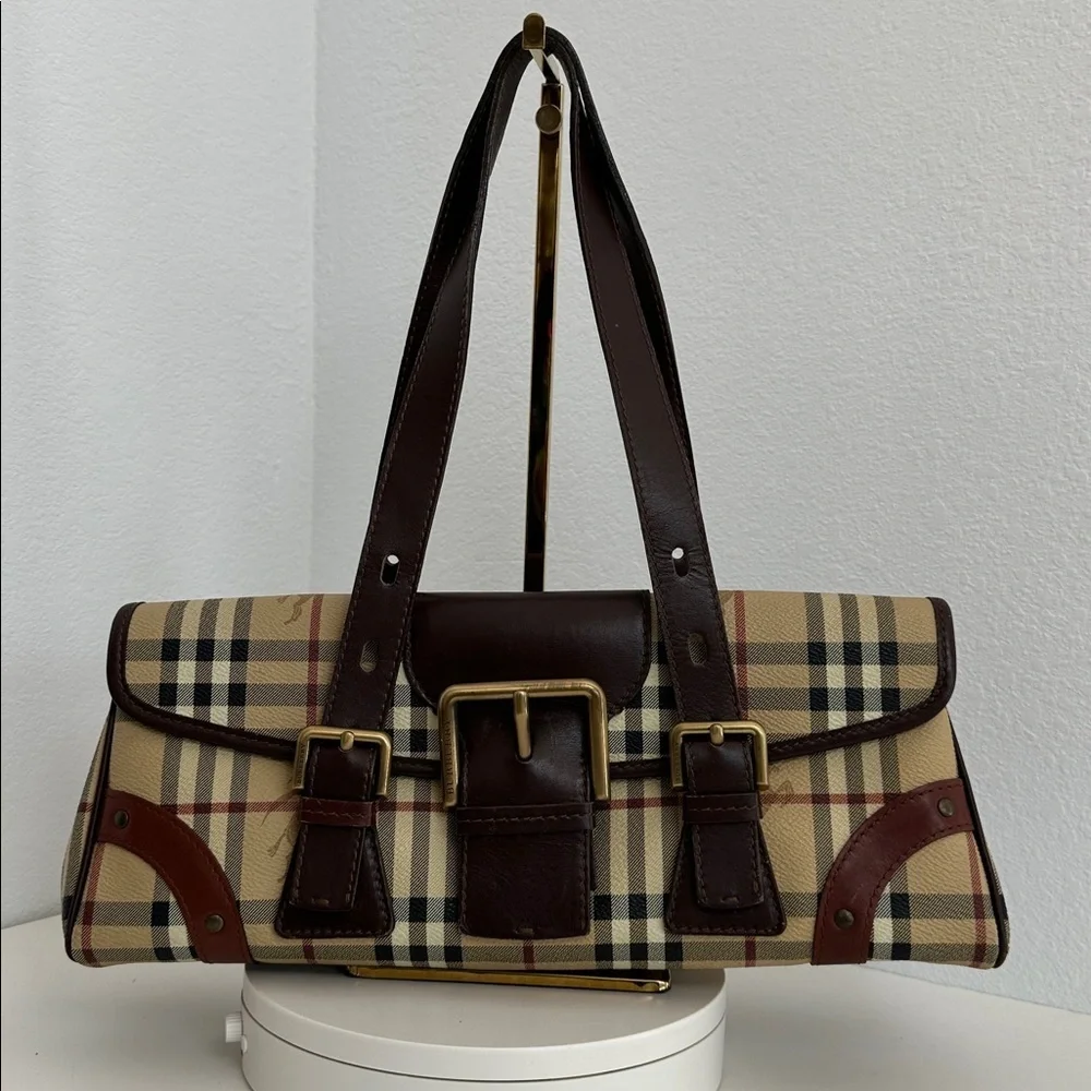 💯Authentic Burberry Shoulder Bag🍀